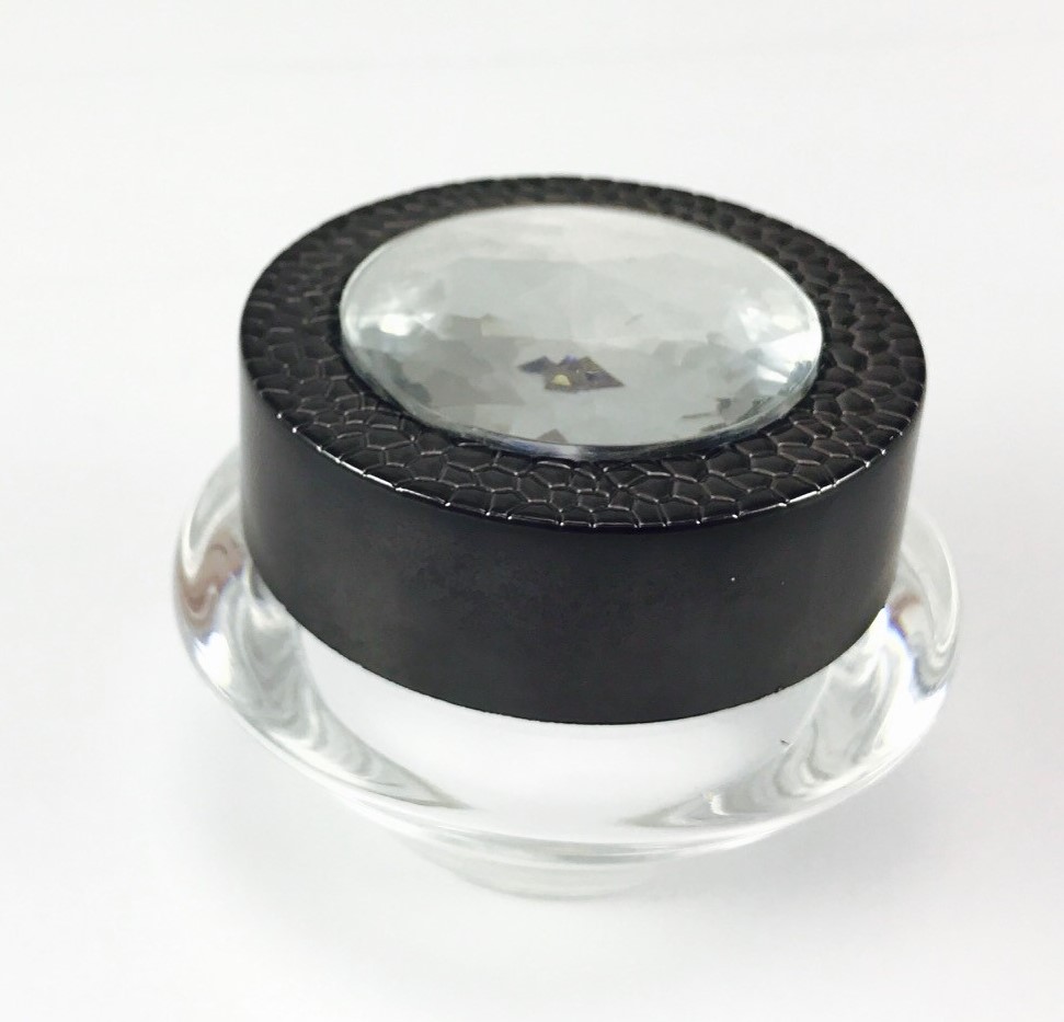 Diamond cap for skincare packaging